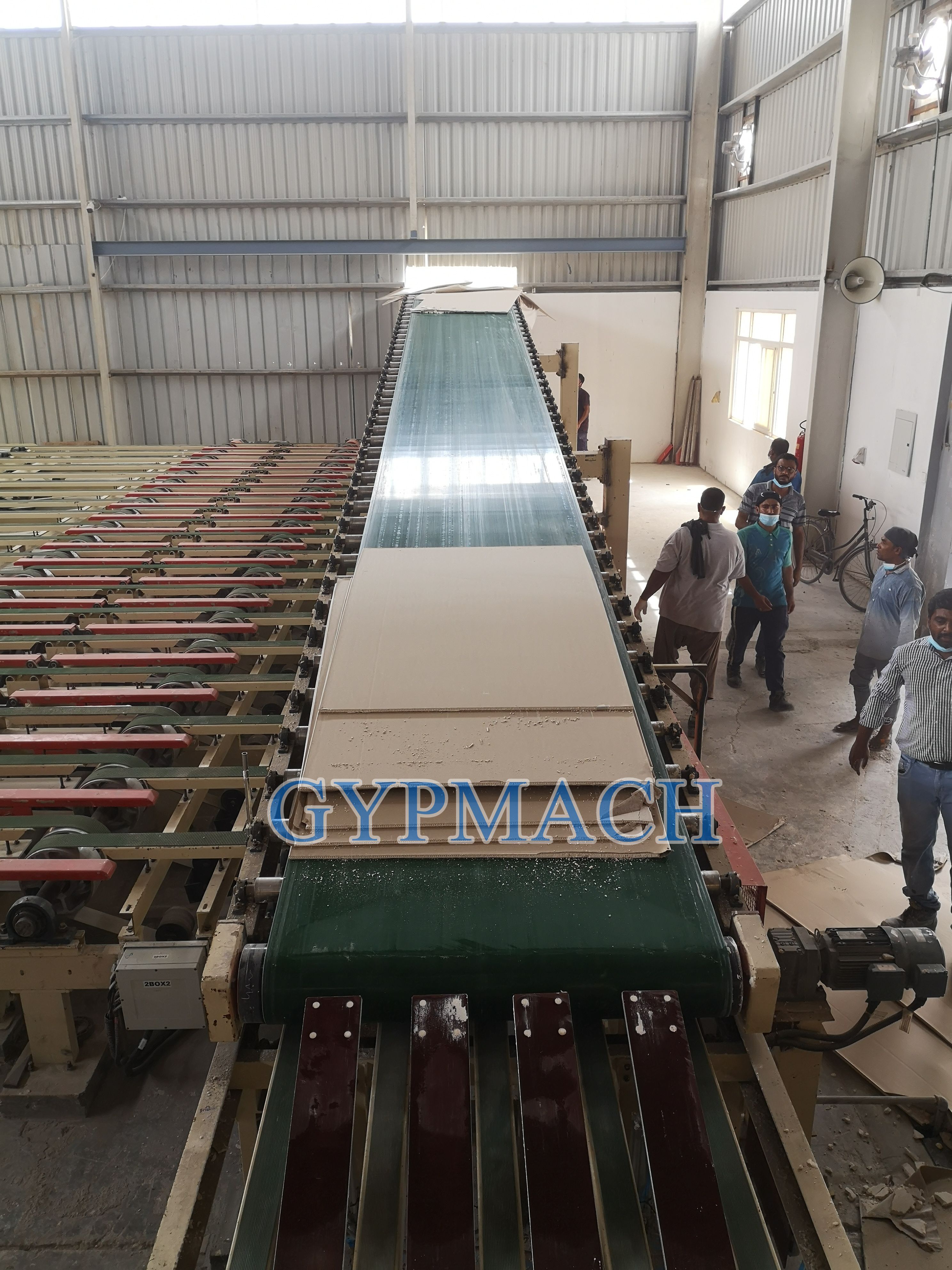25million ㎡ board line in Oman (3).jpg